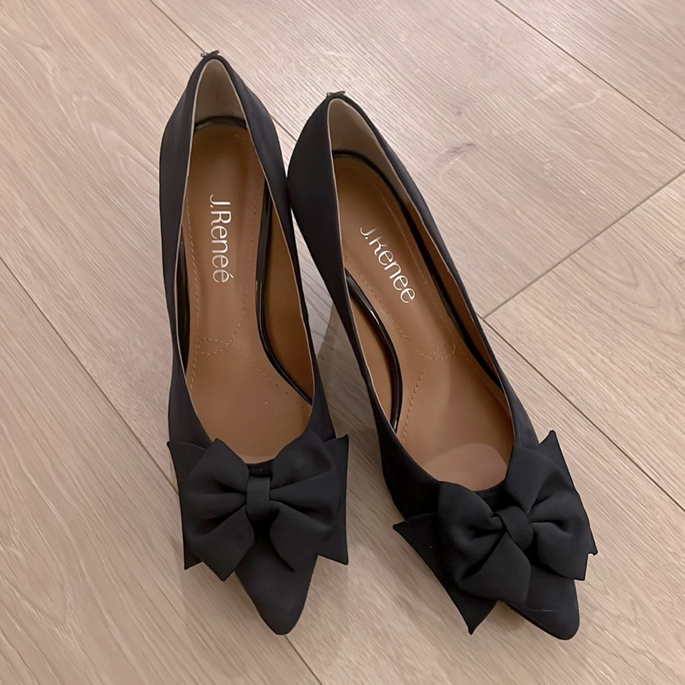 Navy Stiletto with Bow